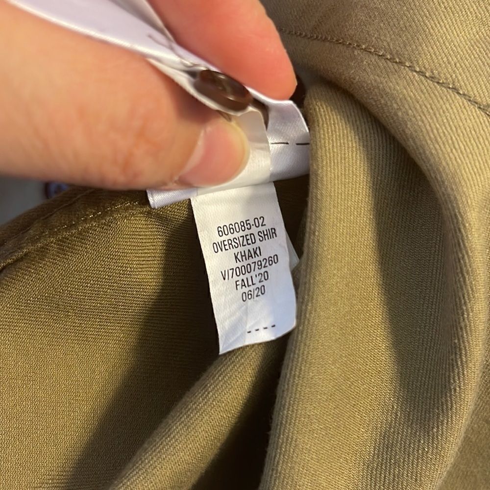 Banana Republic Oversized button down Shirt - Picture 5 of 6